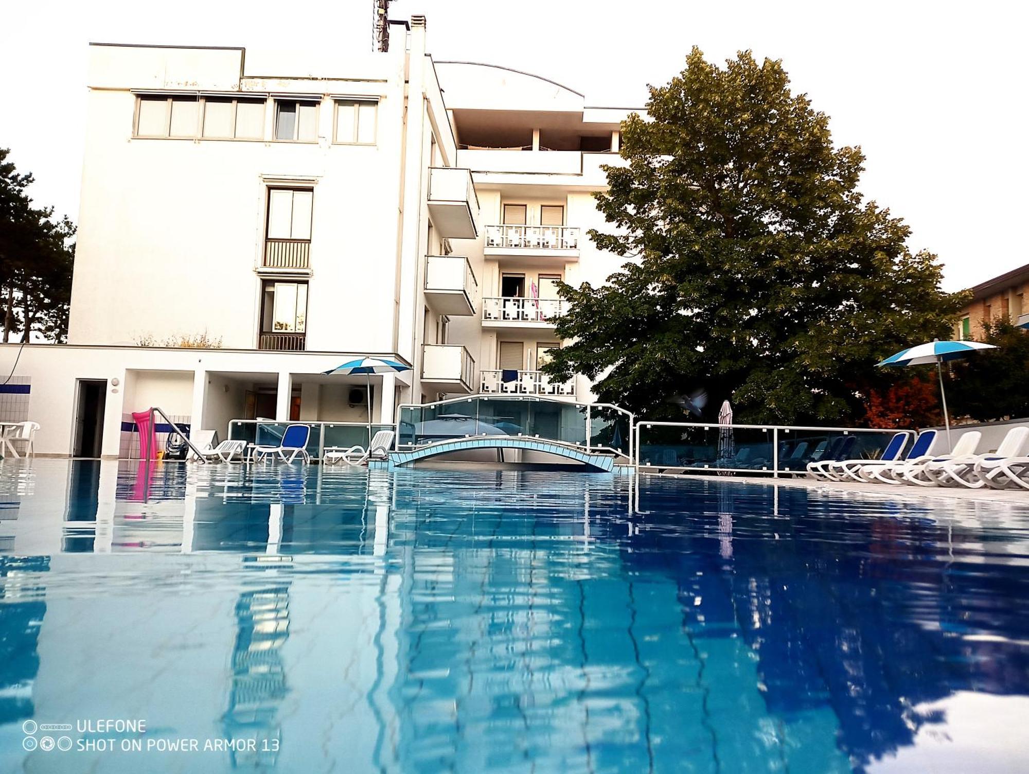 Hotel Firenze Μπιμπιόνε Εξωτερικό φωτογραφία