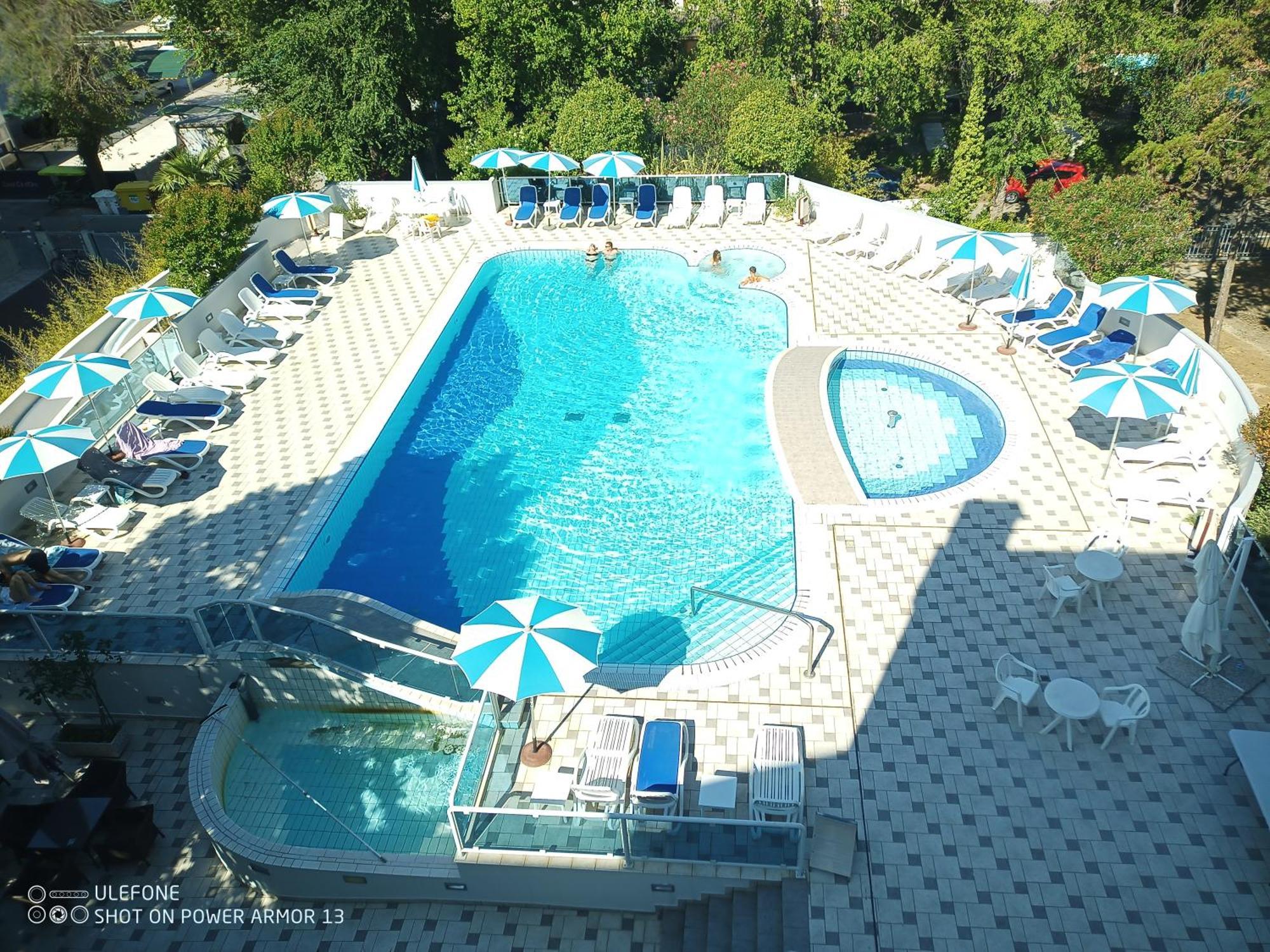 Hotel Firenze Μπιμπιόνε Εξωτερικό φωτογραφία